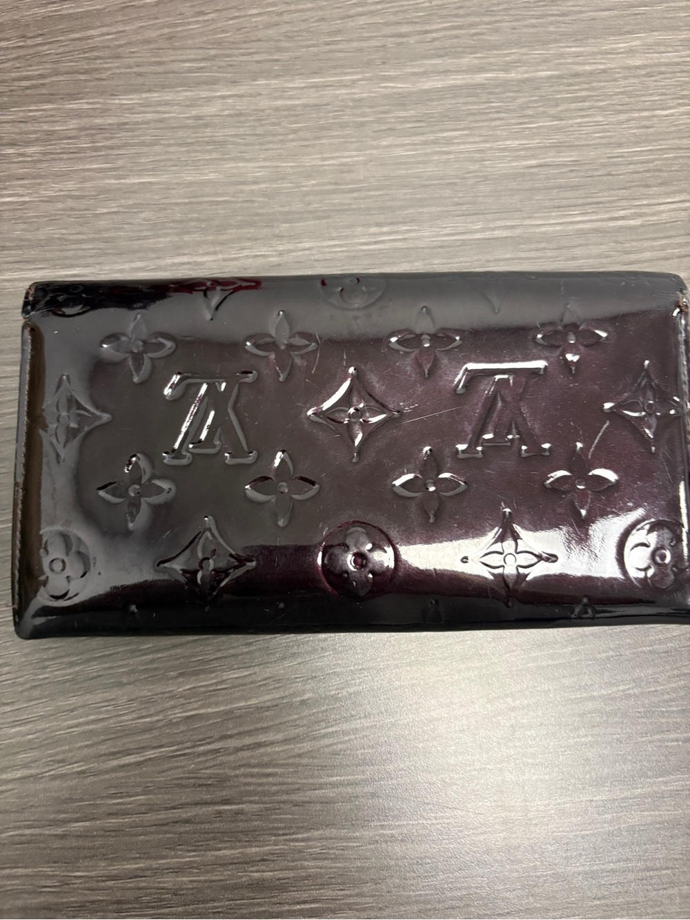 Louis Vuitton Vernis Deep Bordeaux Patent Wallet - Picture 2 of 16